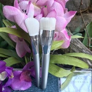 💚 4/$29 + FREE Bag COSMEDIX Brush Set for Cleansing, Masking & Makeup *BNIP